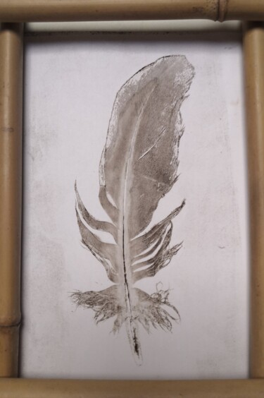Gravures & estampes intitulée "Une plume" par Chantal Aviles, Œuvre d'art originale, Monotype Monté sur artwork_cat.