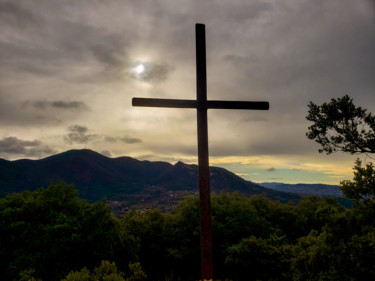 Chapelle St Reparat, Nyons, Drôme provençale, France. Photographie intitulée "Chapelle St Reparat…" par Josić Photographie, Œuvre d'art originale, Photographie manipulée