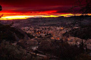 Couché de soleil en Provence Photographie intitulée "Couché de soleil en…" par Josić Photographie, Œuvre d'art originale, Photographie manipulée