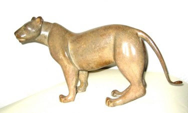 Sculpture titled "Lionne" by Charles Favard, Original Artwork