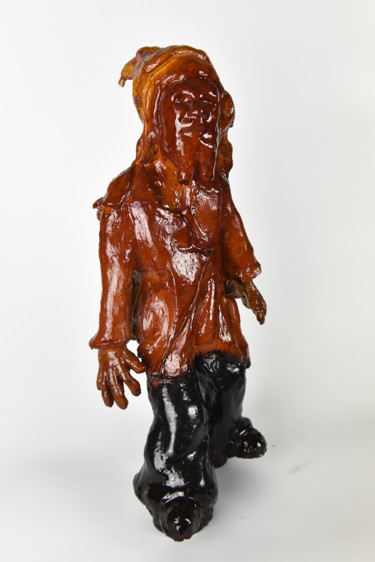 Sculpture titled "Le marcheur" by Muriel Bouchy, Original Artwork, Terra cotta