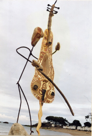 Sculpture intitulée "soliste on sande" par Chauquo Devinmini, Œuvre d'art originale, Béton