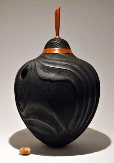 雕塑 标题为“En rouge et noir” 由Benjamin Pascual, 原创艺术品, 木