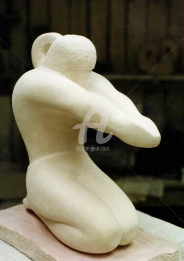 Sculpture intitulée "plongeon dans la vie" par Janpi. R, Œuvre d'art originale, Pierre