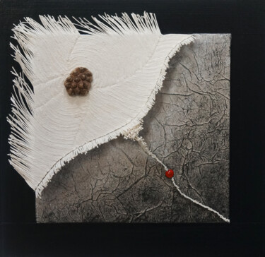 Collages titled "sans titre 3" by Chantal Favier, Original Artwork, Collages Mounted on Other rigid panel