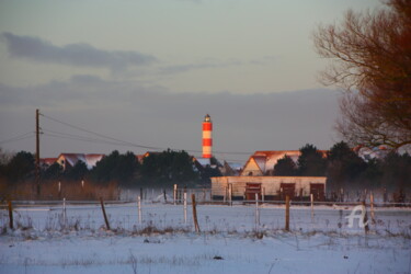 Fotografía titulada "phare.jpg" por Virginie Chloupek, Obra de arte original