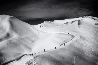 Fotografia intitulada "Le Chemin de la Cro…" por Christian Schwarz, Obras de arte originais, Fotografia digital