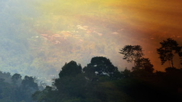 Fotografie getiteld "Sumatra Highlands" door Chris Van Moorsel, Origineel Kunstwerk, Digitale fotografie