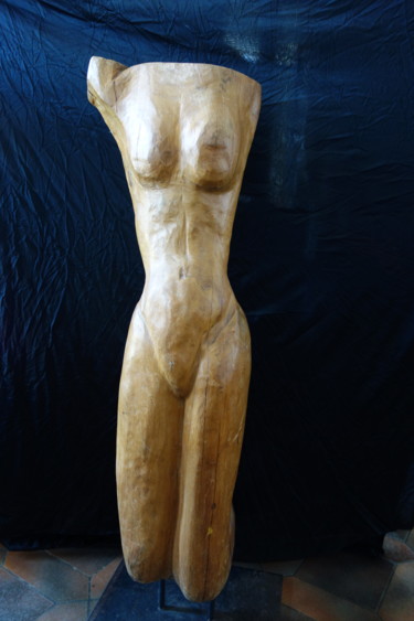 Skulptur mit dem Titel "Eve" von Chris Le Guen Drianne, Original-Kunstwerk, Holz