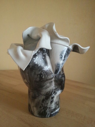 Sculpture intitulée "Vase déco design" par Christian Bessede, Œuvre d'art originale