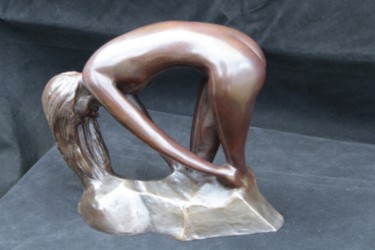 Sculpture titled "Line" by Christian Candelier, Original Artwork, Bronze