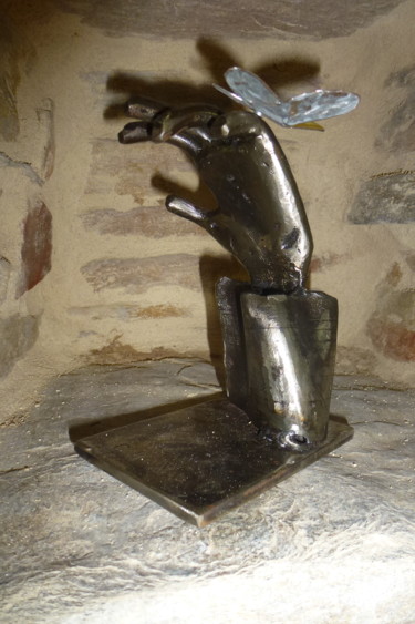Sculpture intitulée "phpfxauwv.jpg main…" par Christian Canivenc, Œuvre d'art originale, Métaux