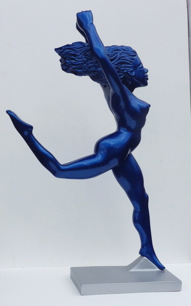 Sculpture titled "L'ENVOL, nu féminin" by Christian Choquet, Original Artwork, Resin