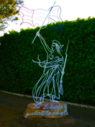 Artisanat intitulée "La liberté guidant…" par Christian, Œuvre d'art originale