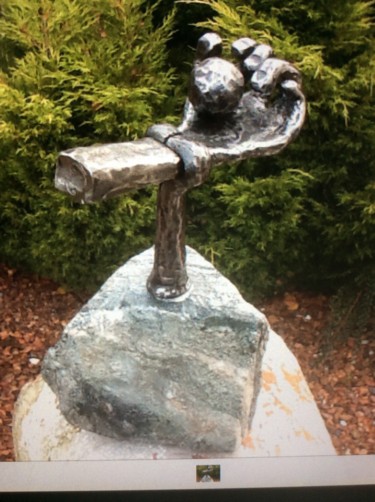 Sculpture intitulée "La main" par Christian, Œuvre d'art originale, Autre