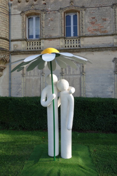 Sculpture intitulée "Marguerite" par Christian G (1PhiNi), Œuvre d'art originale, Résine