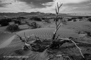 Фотография под названием "DEATH-VALLEY USA Ca…" - Christian Voulgaropoulos, Подлинное произведение искусства, Не манипулируе…