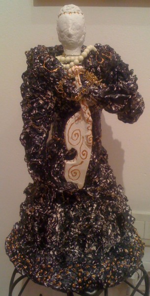 Sculpture titled "LA DAME AU VIOLON B…" by Christiane Guerry, Original Artwork, Mixed Media