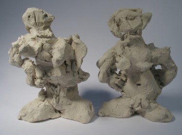 Sculpture titled "Deux femmes debouts…" by Christian Lopez, Original Artwork