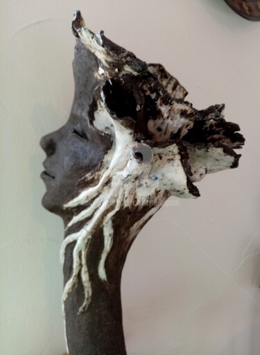 Sculpture titled "Esprit nature" by Christine Dupont, Original Artwork, Terra cotta