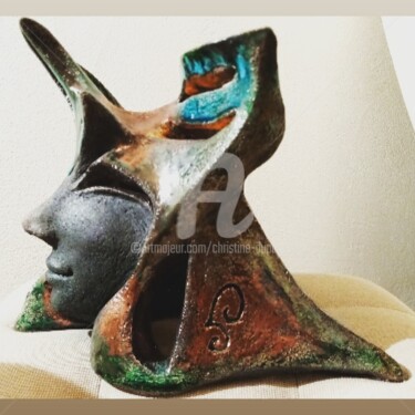 Sculpture titled "Déesse en raku" by Christine Dupont, Original Artwork, Ceramics