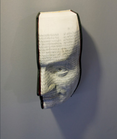 Rzeźba zatytułowany „Wall hanging face s…” autorstwa Christine Rozina, Oryginalna praca, Papier