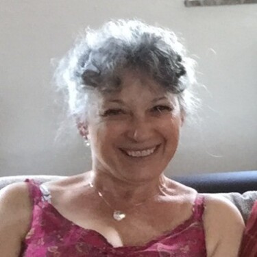 Christine Trova Image de profil Grand