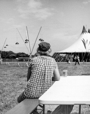 Photographie intitulée "Dans l'attente d'un…" par Christine Vannier, Œuvre d'art originale, Photographie argentique