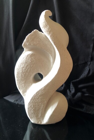 Sculpture titled "S" by Christine Batard, Original Artwork, Terra cotta