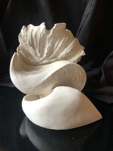 Sculpture titled "Australe" by Christine Batard, Original Artwork, Clay