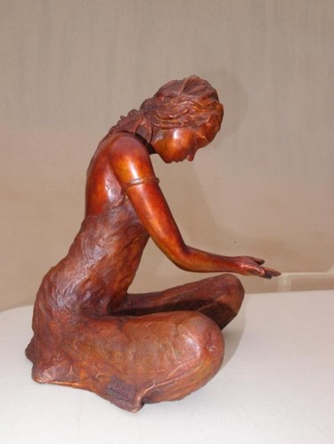 Sculpture titled "Offrande" by Christine Lambert, Original Artwork, Bronze