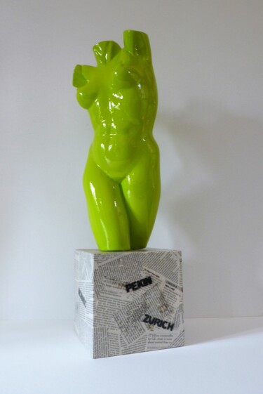 Sculpture intitulée "Boddy green" par Christophe Clement, Œuvre d'art originale, Coulage