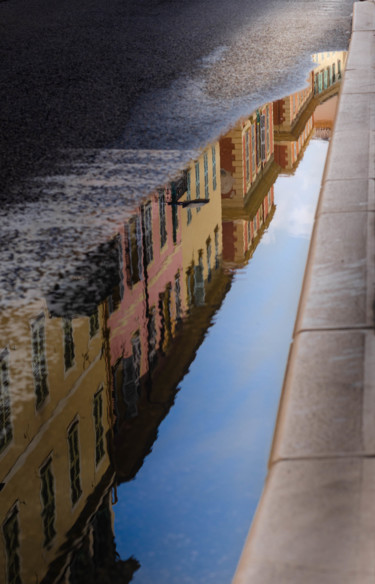 Photography titled "Reflet de rue" by Christophe Galinier (Chris), Original Artwork, Digital Photography