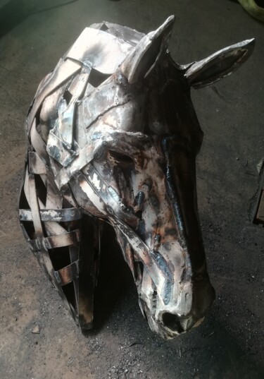 Sculpture titled "Tête de cheval" by Christophe Milcent, Original Artwork, Metals