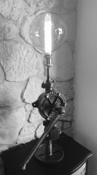 Design intitulée "Lampe Japy" par L’Avant Demain, Œuvre d'art originale, Luminaire