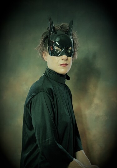 Photography titled "Catwoman is back" by Gaudi .C, Original Artwork, Non Manipulated Photography