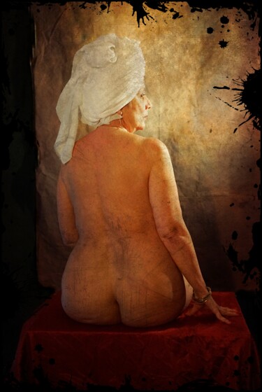 Photographie intitulée "l oriental lady" par Gaudi .C, Œuvre d'art originale, Photographie manipulée