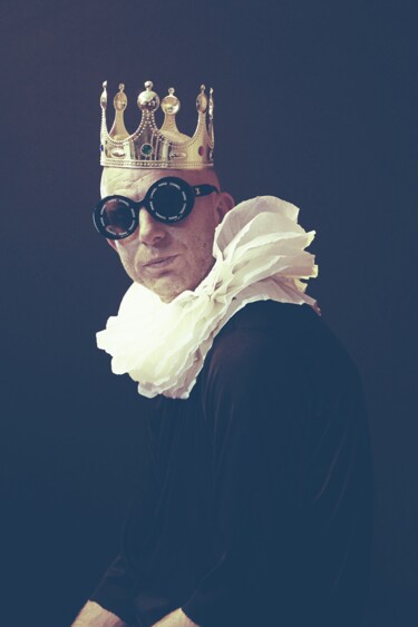 Photography titled "Chanel  King man Pa…" by Gaudi .C, Original Artwork, Manipulated Photography