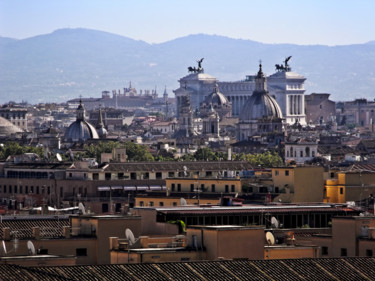 Photographie intitulée "Rooftop view of Rome" par Angie Black, Œuvre d'art originale, Photographie numérique