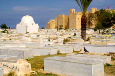 Фотография под названием "Cimetière de Monast…" - Angie Black, Подлинное произведение искусства, Цифровая фотография