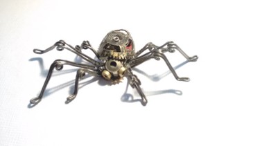 Sculpture titled "Spider-Greg" by Claire Savail, Original Artwork, Metals
