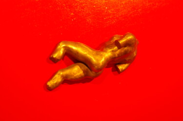 Sculpture titled "Homme couché" by Claire Faure, Original Artwork, Bronze