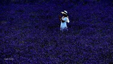 Photographie intitulée "Jeune fille du Sole…" par Claire Tresse, Œuvre d'art originale