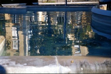 Photographie intitulée "Reflets Porte Doree" par Chiara D., Œuvre d'art originale