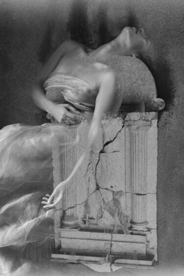 Fotografia intitolato "Always remain" da Clara Diebler, Opera d'arte originale, fotografia a pellicola Montato su Metallo
