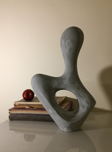 Rzeźba zatytułowany „Bonbon” autorstwa Clark Camilleri, Oryginalna praca, Beton