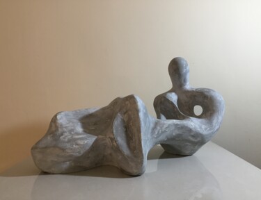 Sculptuur getiteld "Midnight" door Clark Camilleri, Origineel Kunstwerk, Cement