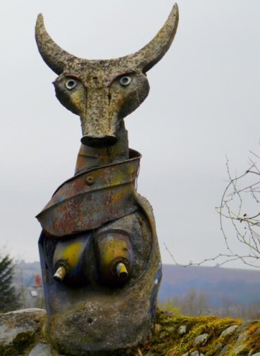 Sculpture intitulée "Vache" par Claude Brugeilles, Œuvre d'art originale