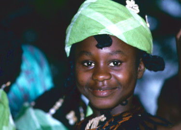 Fotografia intitolato "sourire de Freetown…" da Claude Guillemet, Opera d'arte originale, Fotografia non manipolata