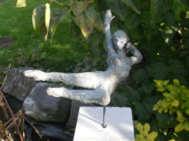 Sculpture intitulée "mouvement de danse" par Claude Hardenne, Œuvre d'art originale